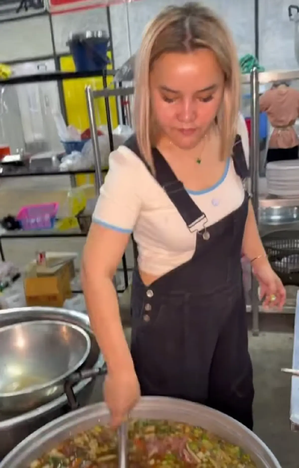 เหมย หมึกเป็นซาซิมิ เปิดใจ เผยสาเหตุแท้จริงเลิกสามีไม่ได้