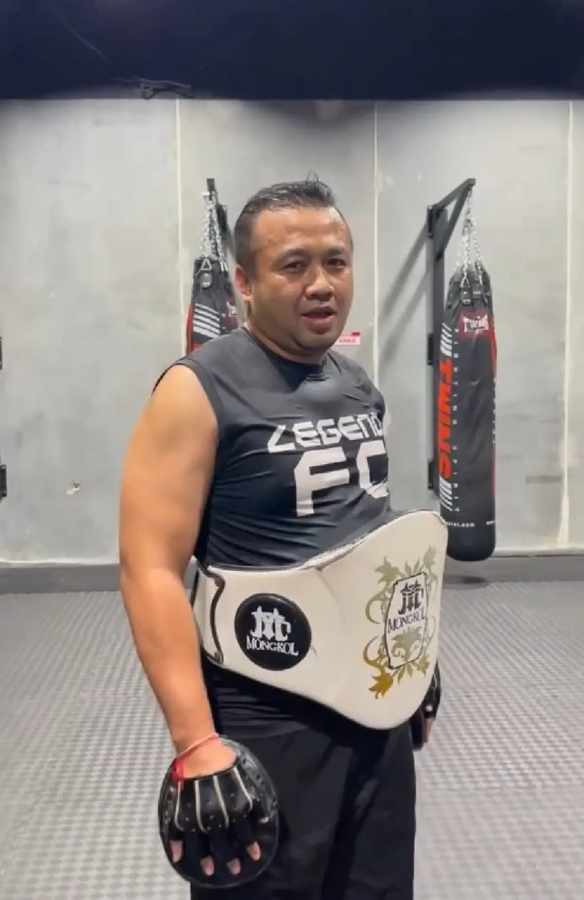 ข่าวใหญ่ บุกจับ มนัส บุญจำนงค์ อดีตฮีโร่เหรียญทองโอลิมปิก