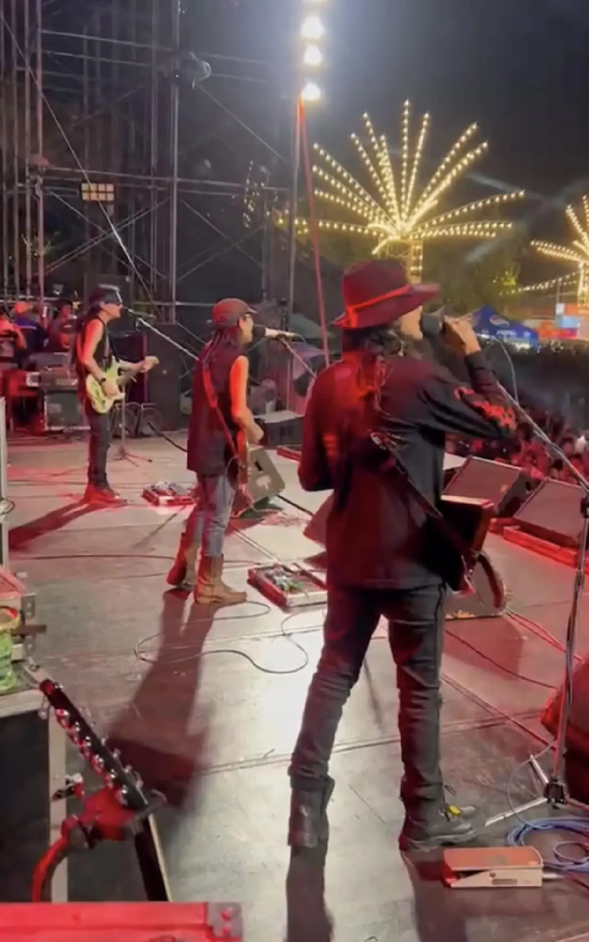 เล็ก คาราบาว ยอมพูดอาการป่วย แอ๊ด คาราบาว แฟนเพลงใจหาย ไม่รู้มาก่อน