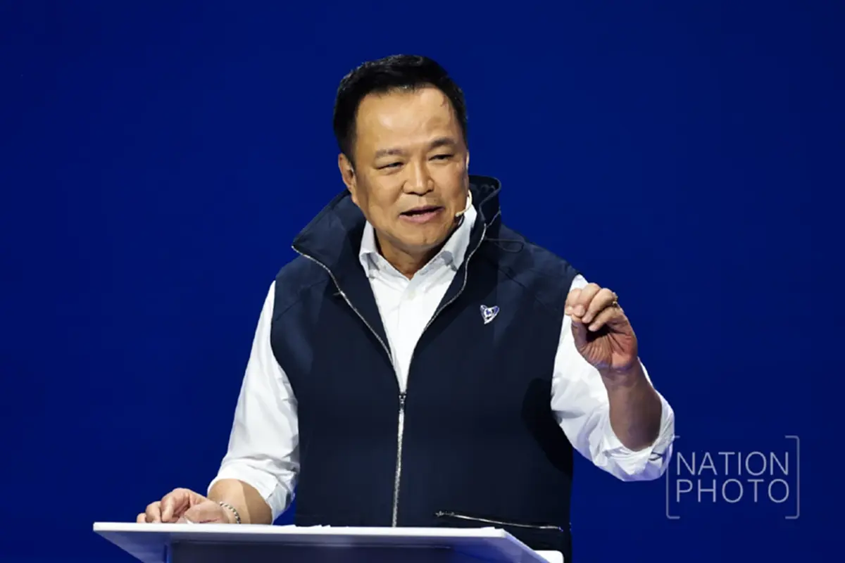 อนุทิน ชูนโยบายรั้วของชาติ รับทหารอาสา 1 แสนอัตรา เงินเดือน 12,000