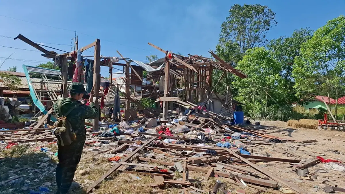 เปิดภาพกัมพูชายิงจรวด BM-21 ถล่ม ชุมชน–วัด–โรงเรียน-รพ. พังยับ
