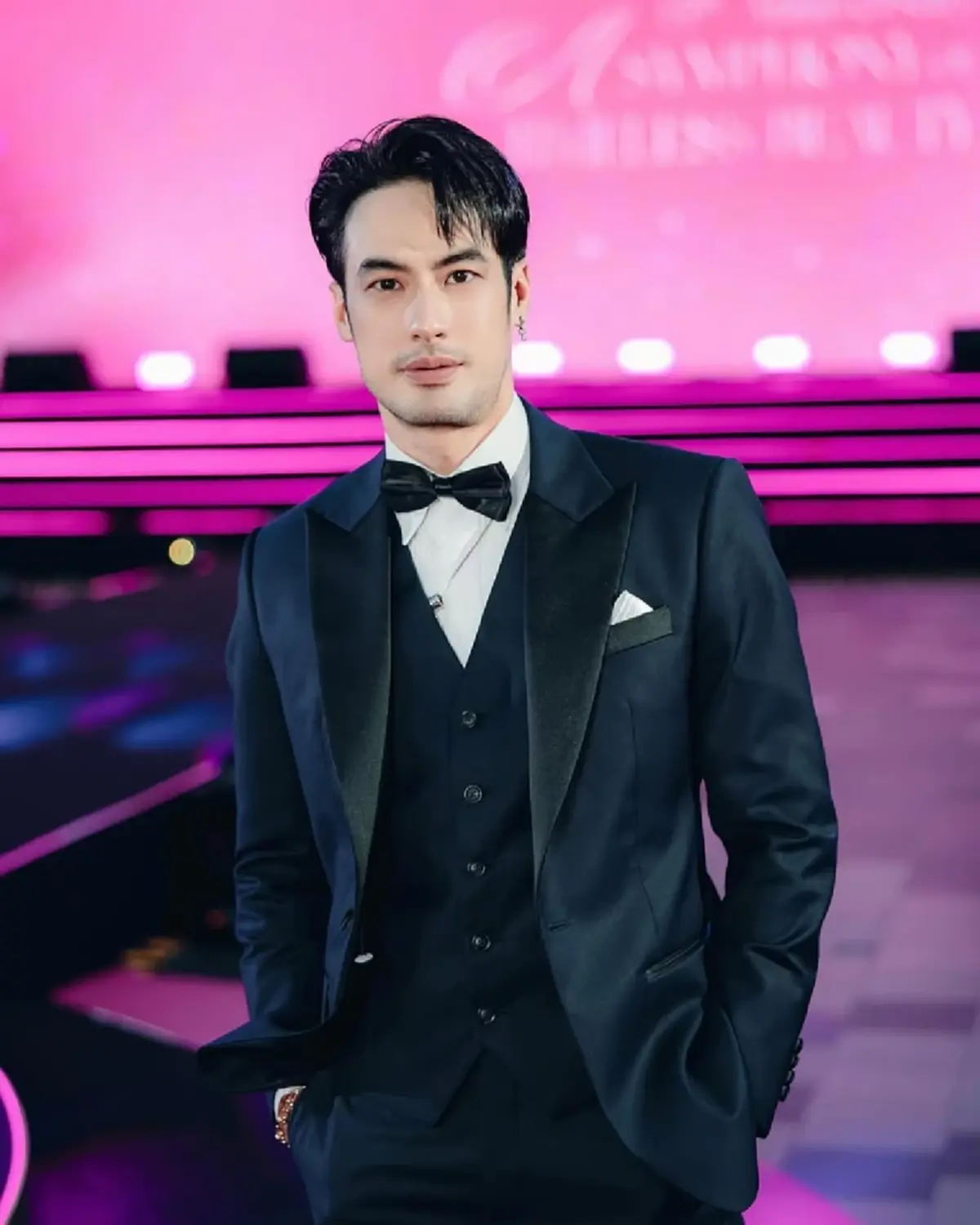 ใครกันเอ่ย บอย ปกรณ์ โพสต์สตอรี่แดงรอบสอง หลังลูกหนี้เงียบหาย