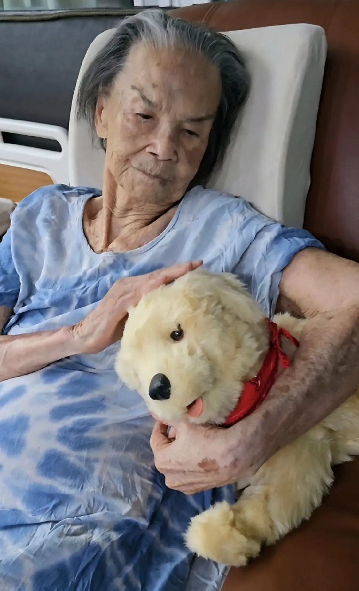 เปิดภาพล่าสุด "คุณยายมารศรี" วัย 105 ปี ไม่ชอบนอน-อยากลุกไปทำงาน