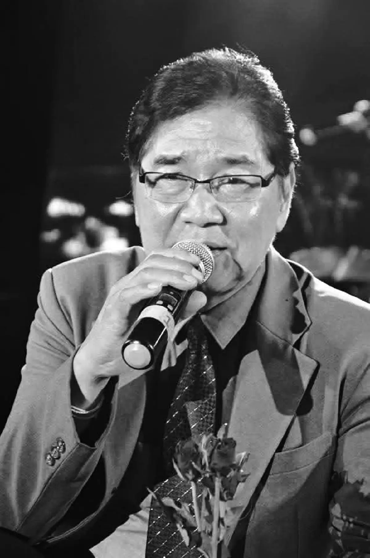 ปิดตำนานนักร้องลูกกรุง ชรัมภ์ เทพชัย เจ้าของเพลงดัง