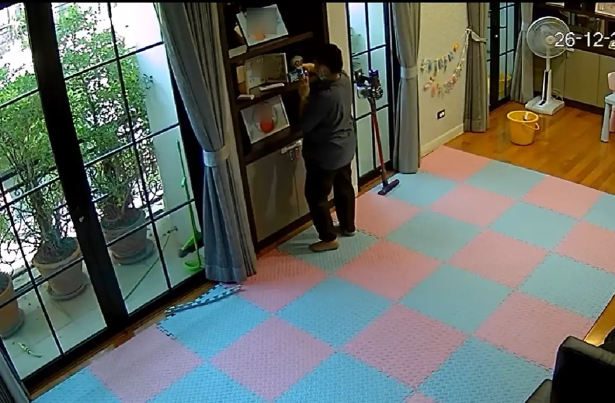 แม่ตกใจ เตือนภัย จ้างแม่บ้านรายวัน พฤติกรรมอันตรายต่อลูก