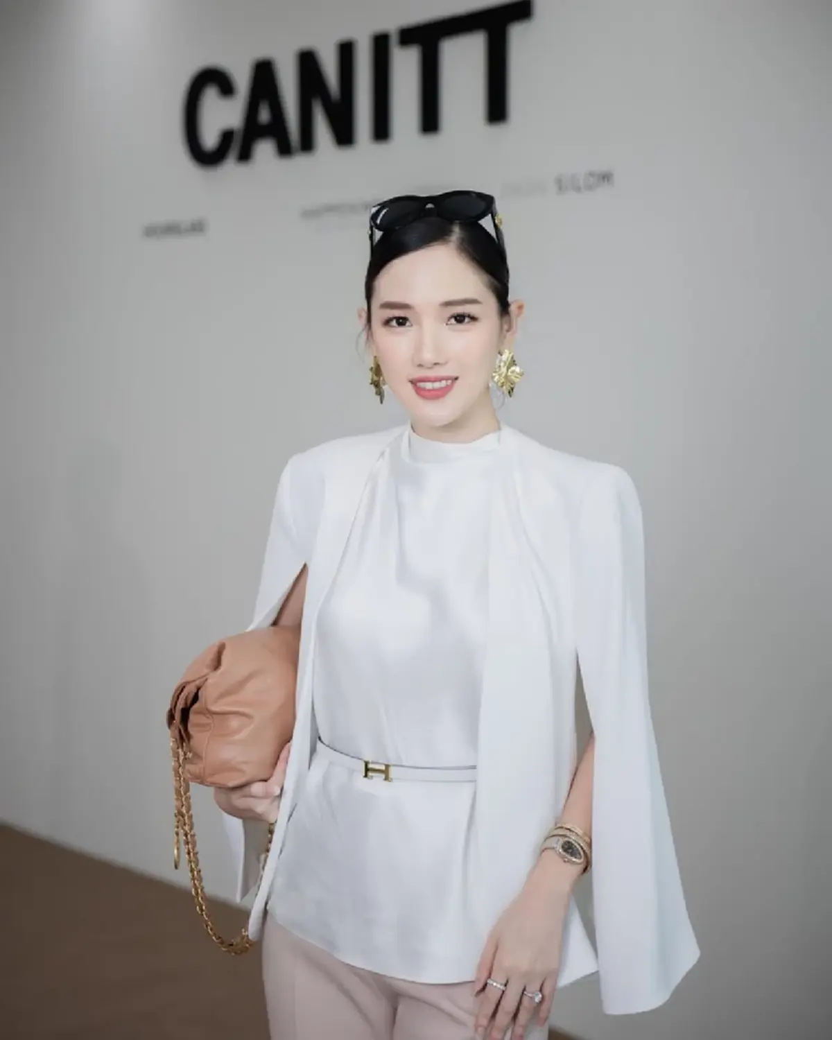 ไฮโซดัง ก็โดนด้วย สูญ 50 ล้าน แฉพฤติกรรมแสบ อาจารย์ ต. และ ไฮโซ ต.