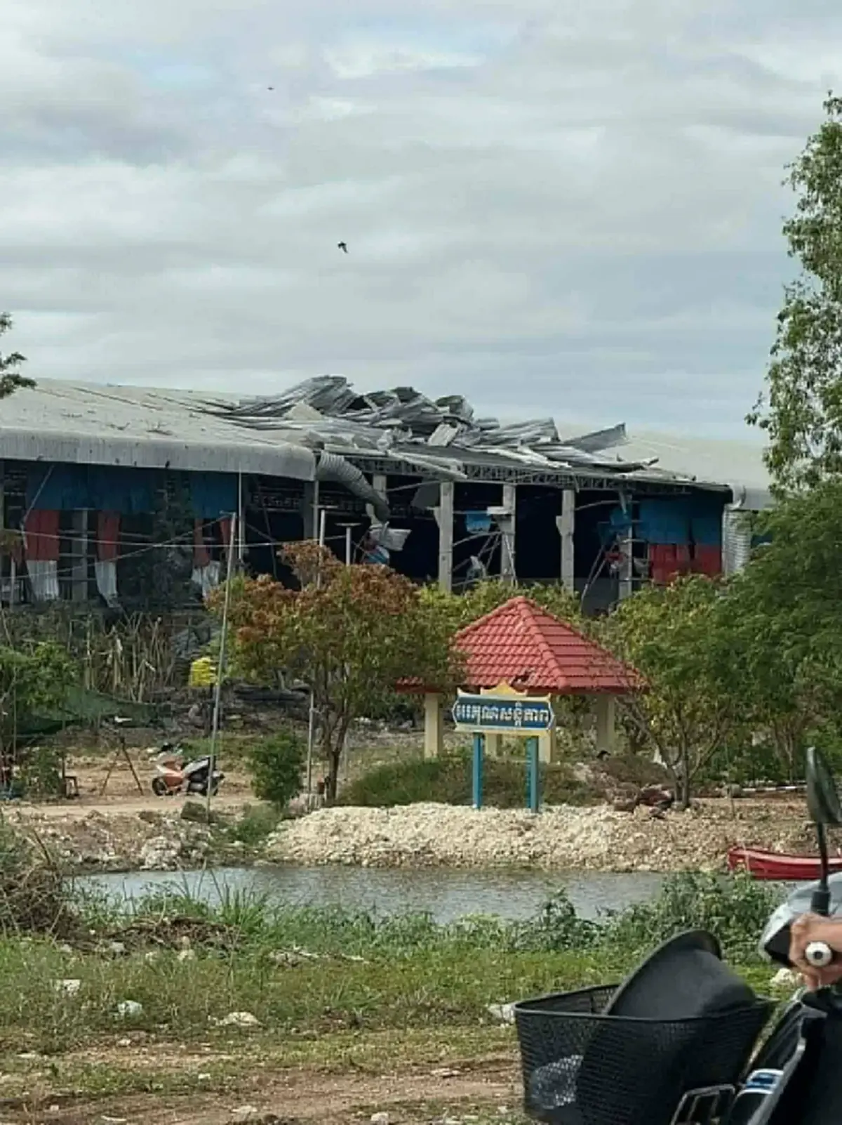 ศักดิ์สยามกรุ๊ป แจงด่วน หลังถูกโยงเหตุทิ้งบอมบ์ โกดังปอยเปต