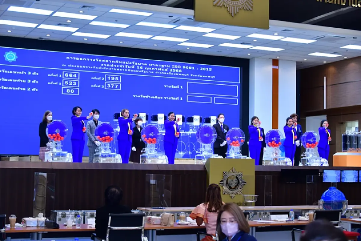 ลอตเตอรี่พลัสแตก 42 ล้าน จาก 2 ผู้โชคดี 1 คนปังมากรับคนเดียว 30 ล้าน