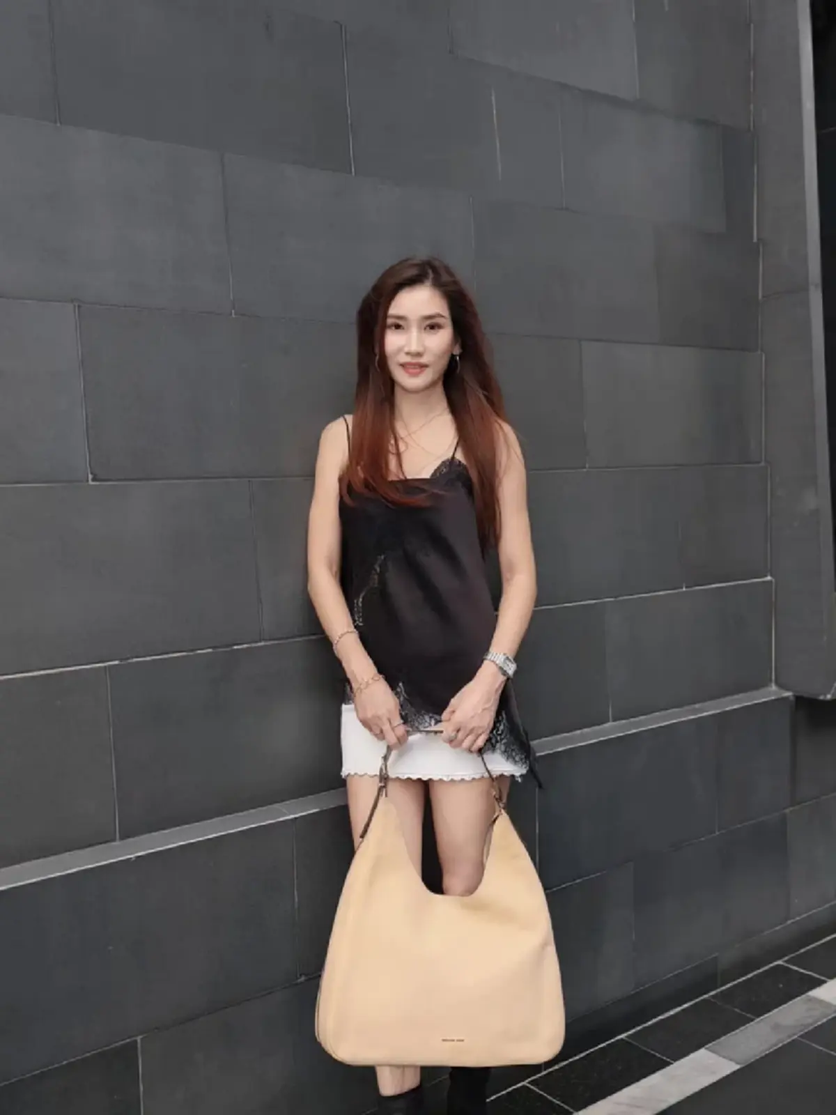 ช็อตเดียวสะเทือนโซเชียล ภรรยาพระเอกในตำนาน ยังเป๊ะเหมือนเดิม