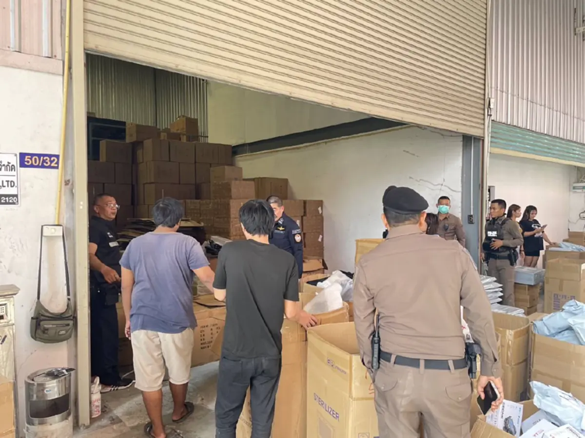 กสทช. บุกยึดโดรน กว่า 1,800 ชิ้น ซุกโกดัง ลอบนำเข้าไร้ใบอนุญาต