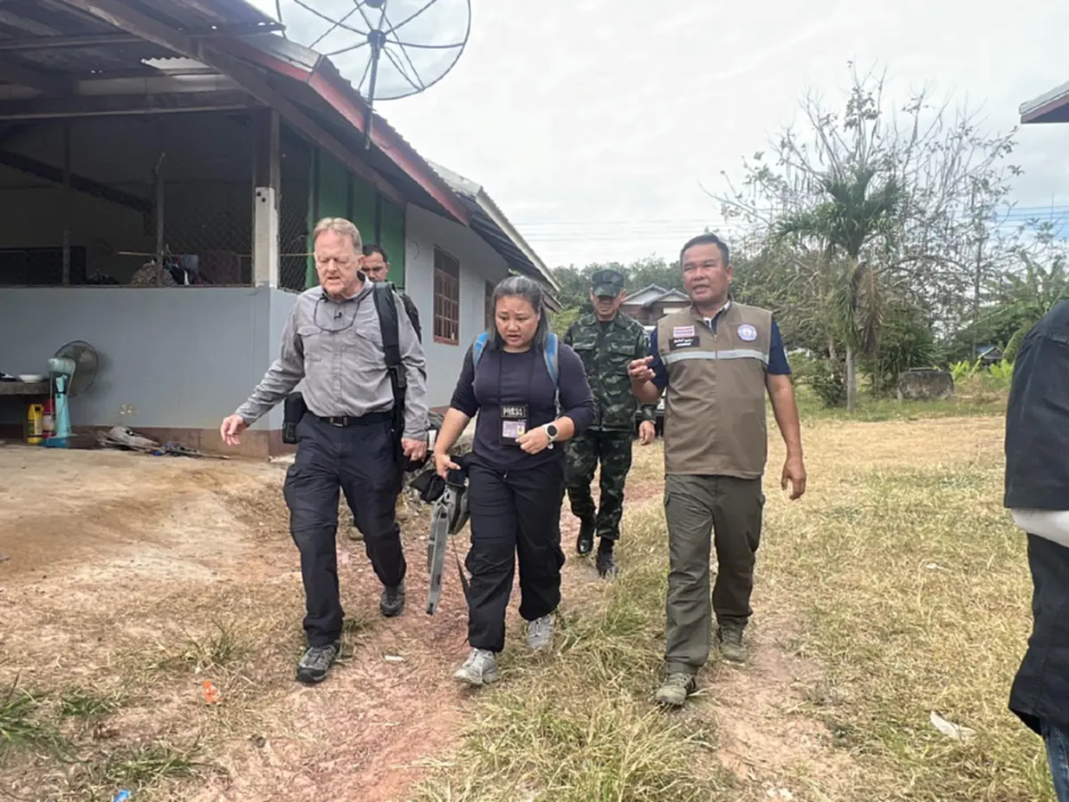 กองทัพภาคที่ 2 นำผู้สื่อข่าวต่างประเทศลงพื้นที่ จังหวัดบุรีรัมย์