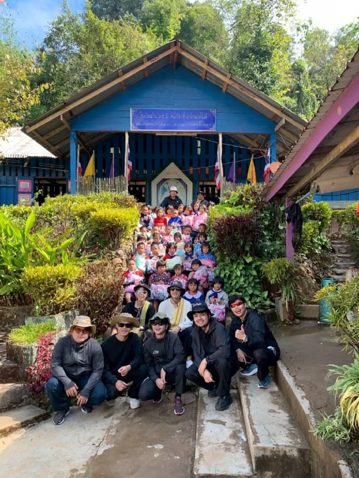 นุ๊ก-ปาย ลงพื้นที่ “ปันสุขเพื่อน้อง” สร้างรอยยิ้มให้น้องๆ  