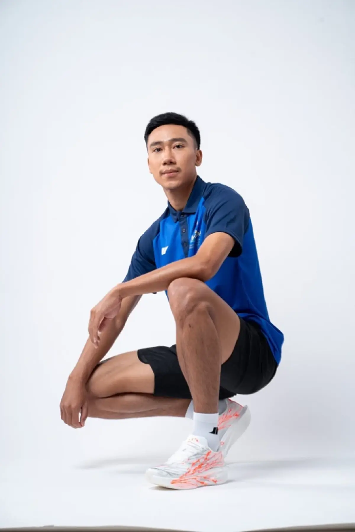 นักตะกร้อสปป.ลาว รีวิวชุดกิฟต์เซตซีเกมส์ ดูข้างในแล้วยกนิ้วให้