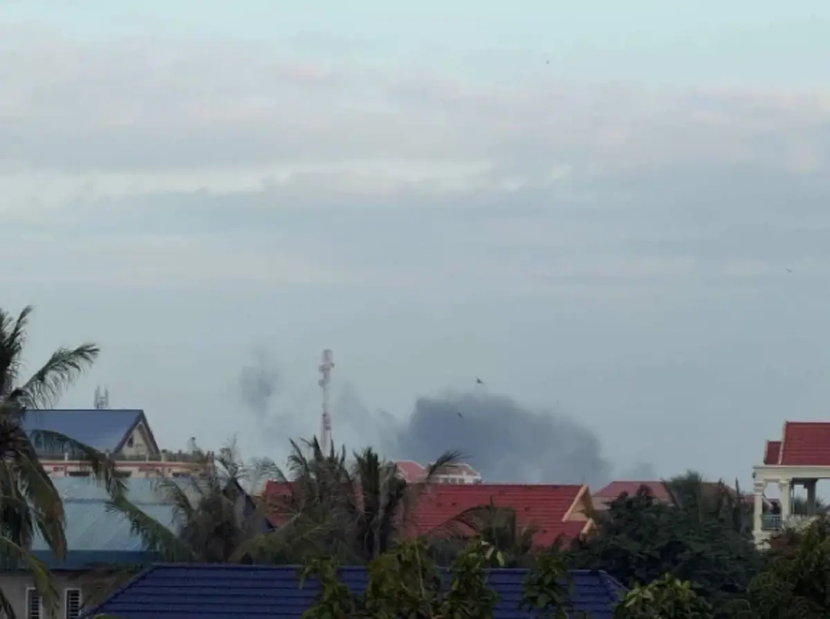 เปิดคลิป "กริพเพน-F16" ทิ้งไข่คลังแสง - ฐานกองทัพ "กัมพูชา"