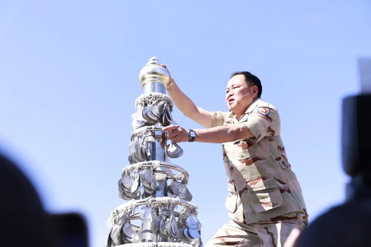 สะดุดตา "อนุทิน" ปิดทองฐานฉัตร ตรงเบอร์ปาร์ตี้ลิสต์ ภูมิใจไทย