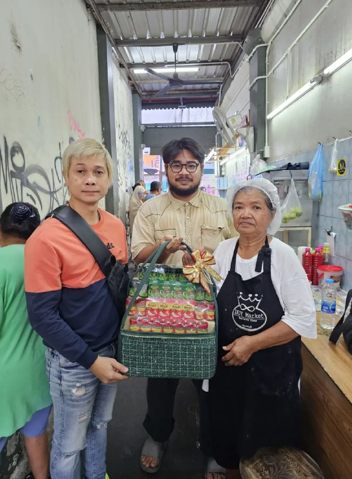 ช่องดังขอโทษ "ป้าติ๋มตักแกง" ดราม่าเขียวหวานเนื้อมีแต่มะเขือ