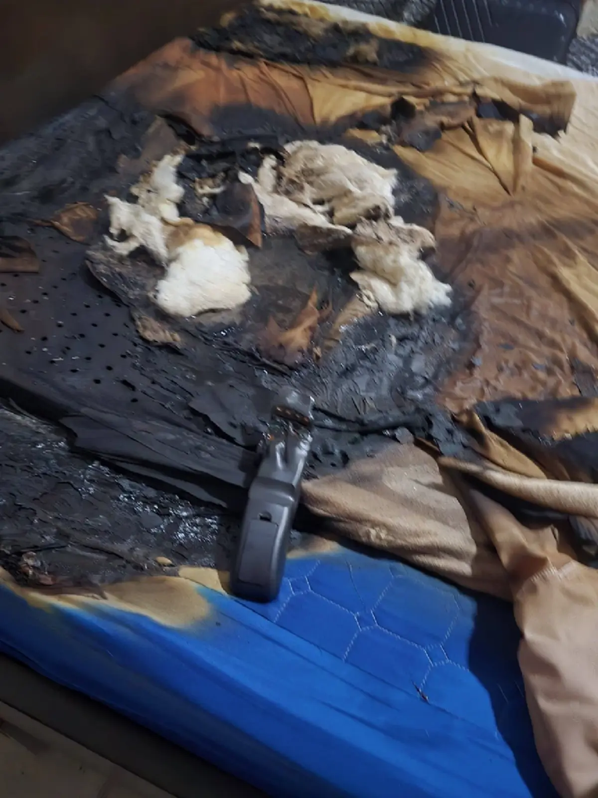 สาวหวิดไฟไหม้ห้อง รู้ต้นตอยิ่งตกใจ โอกาสเกิดได้น้อยมาก