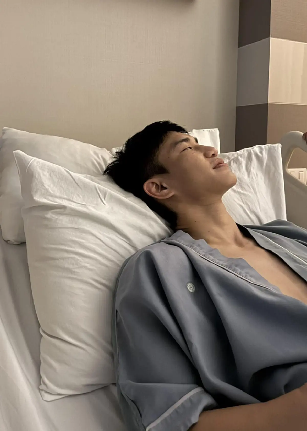 นาทีโดนเตะขา"เสี่ยแขก พีเคแสนชัย"เผยคำพูด "ตะวันฉาย" บนเวที