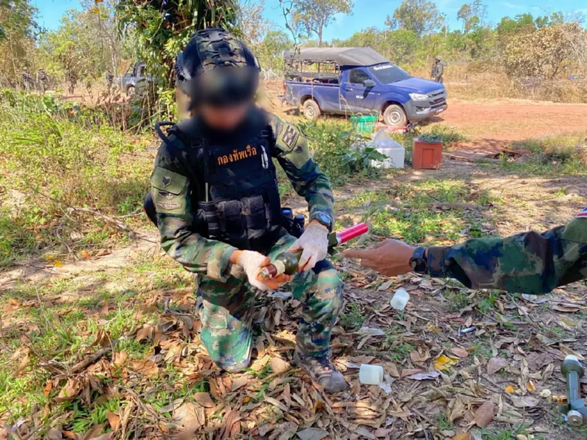 กองทัพเรือบุกค้นฐานเขมร เจอหลักฐานน่าตกใจ เจตนาร้ายโจ่งแจ้ง