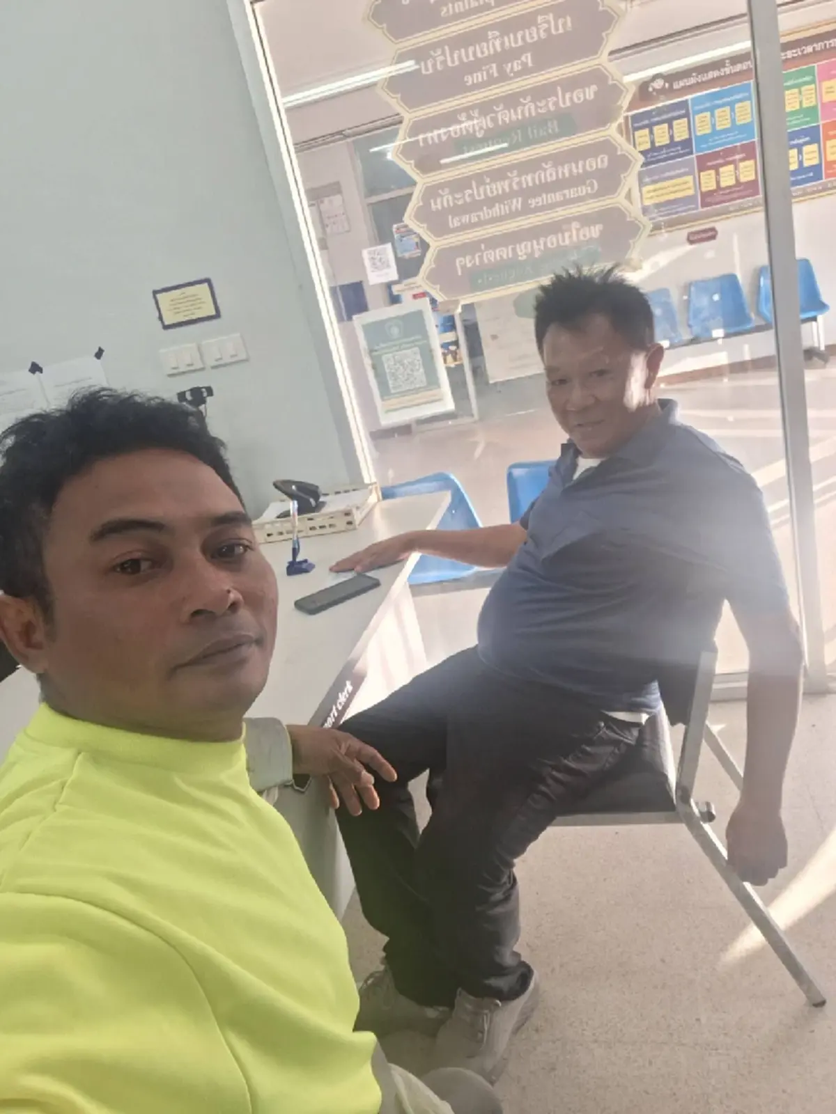 เฮลั่น 18 ล้าน ยินดีเศรษฐีใหม่ คนบ้านสนม ถูกรางวัลที่ 1 รับทรัพย์