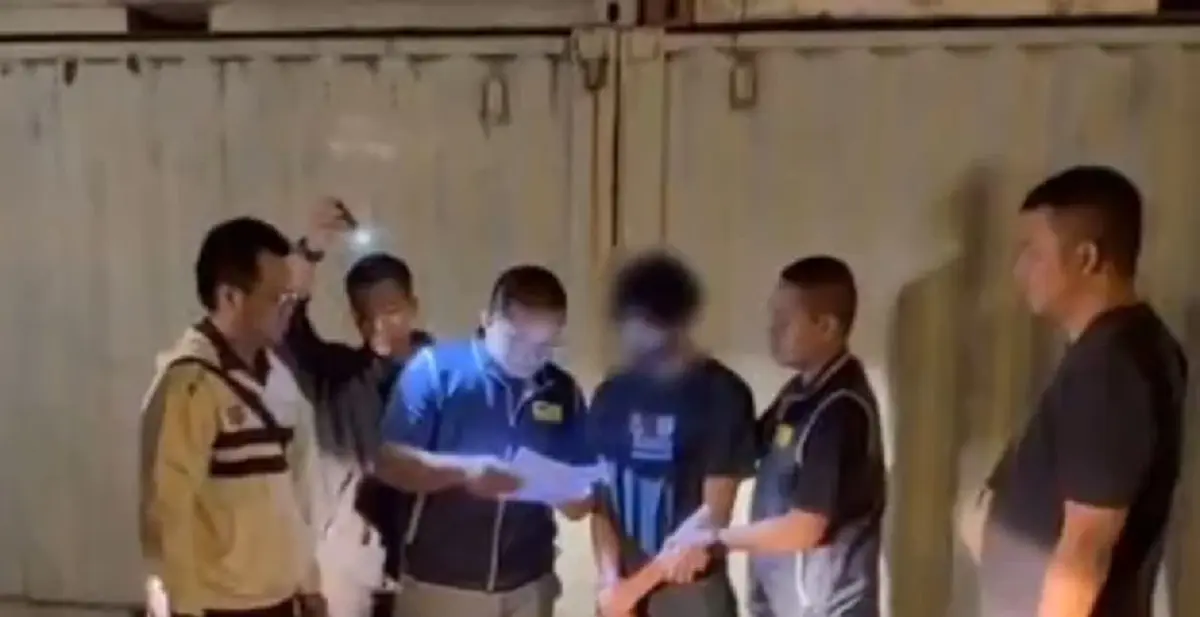 เกมแล้ว CIB รวบหนุ่ม 21 คดีรุมโจ๋ 15 เสียชีวิต หนีไปซ่อนแต่ไม่รอด