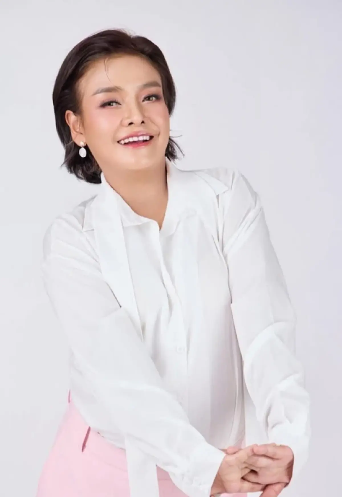 แฟนเพลงเสียดาย ยุ้ย ญาติเยอะ ประกาศแขวนไมค์ ไม่รับงานร้องเพลง