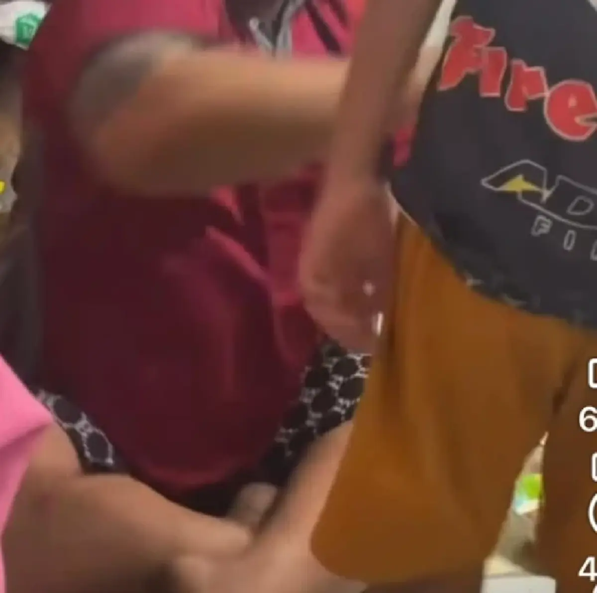 พ่อเลี้ยงทำโทษลูก อ้างขโมยของกิน ล่าสุดต้นสังกัดสินใจเรียบร้อย