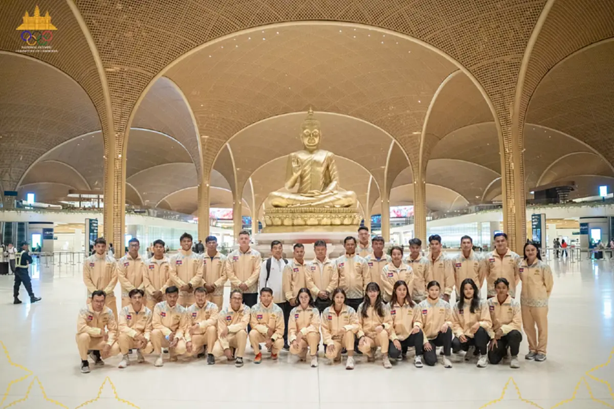 กัมพูชามาแล้ว นักกีฬาทัพแรก เดินทางมาไทย ลุยซีเกมส์ 2025