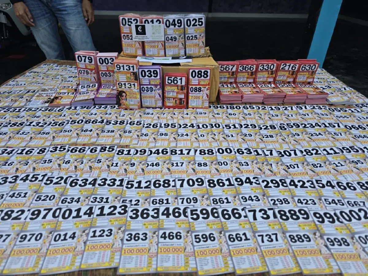 โดนแล้ว "บ้านทรัพย์มหาศาล" เจ้ามือหวยรายใหญ่ ยึดโพยเกือบ 4 พันใบ
