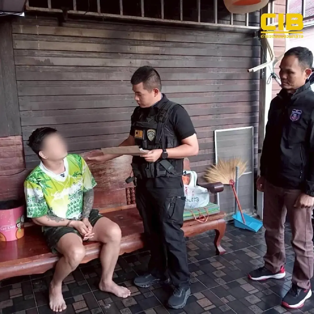 ทลายแก๊ง “บัญชีม้าบริษัท”  พบเงินหมุนเวียนทะลุ 100 ล้านบาท