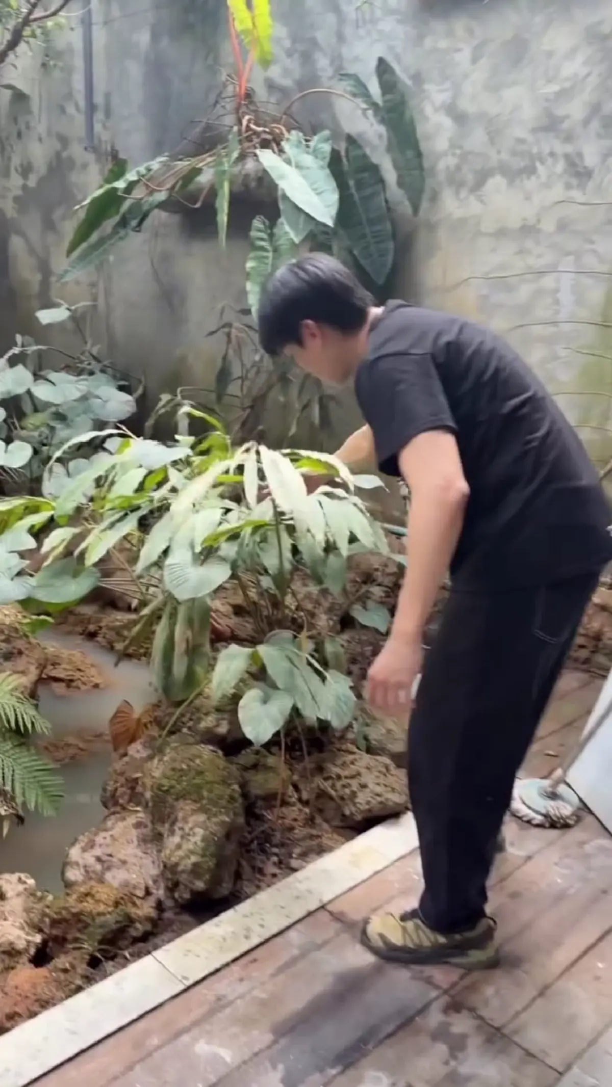 “เคน ภูภูมิ” เปิดสภาพร้านคาเฟ่หาดใหญ่ หลังน้ำท่วมเสียหาย 100%