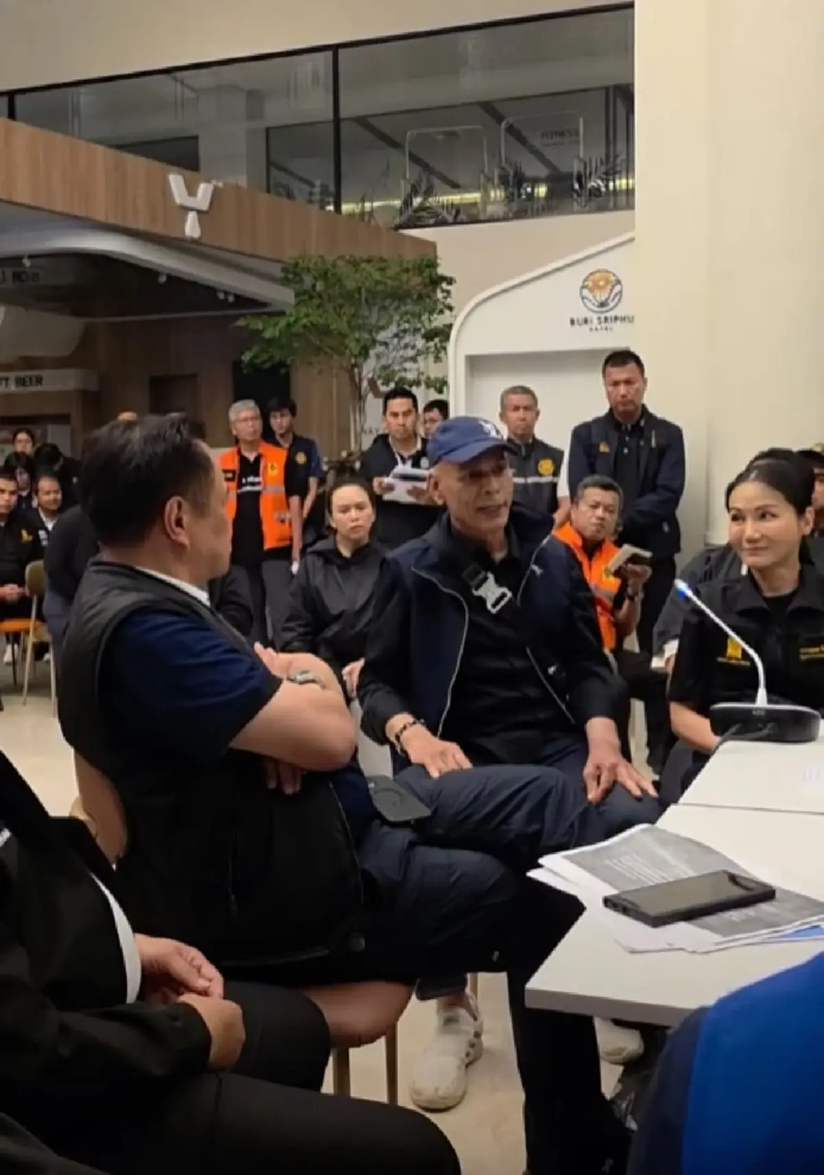 นาที ชาดา เดือดกลางที่ประชุม จี้ นายกแป้น เคลียร์งานจบให้รีบลาออก