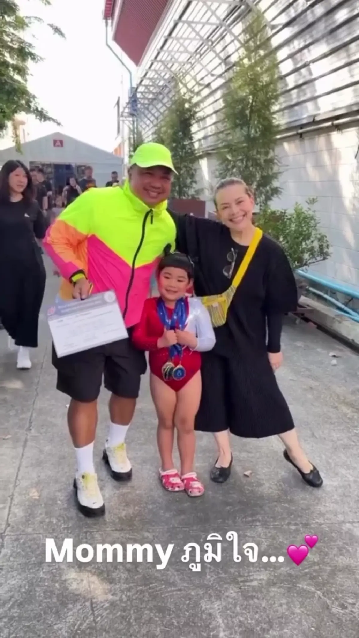 น้องแอลลี่ เก่งเกินวัย! คว้าเหรียญทำแม่หนูแหม่มล้าแต่ปลื้มสุดๆ