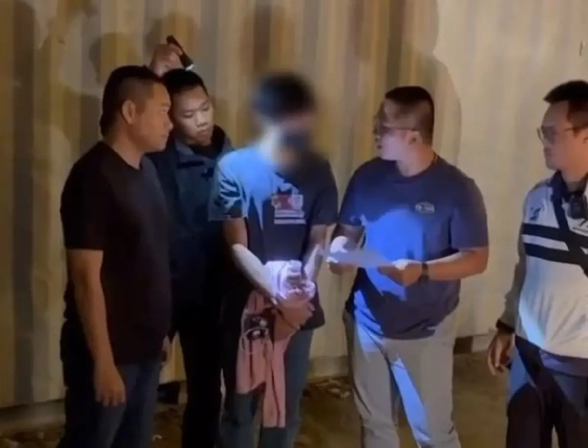 เกมแล้ว CIB รวบหนุ่ม 21 คดีรุมโจ๋ 15 เสียชีวิต หนีไปซ่อนแต่ไม่รอด