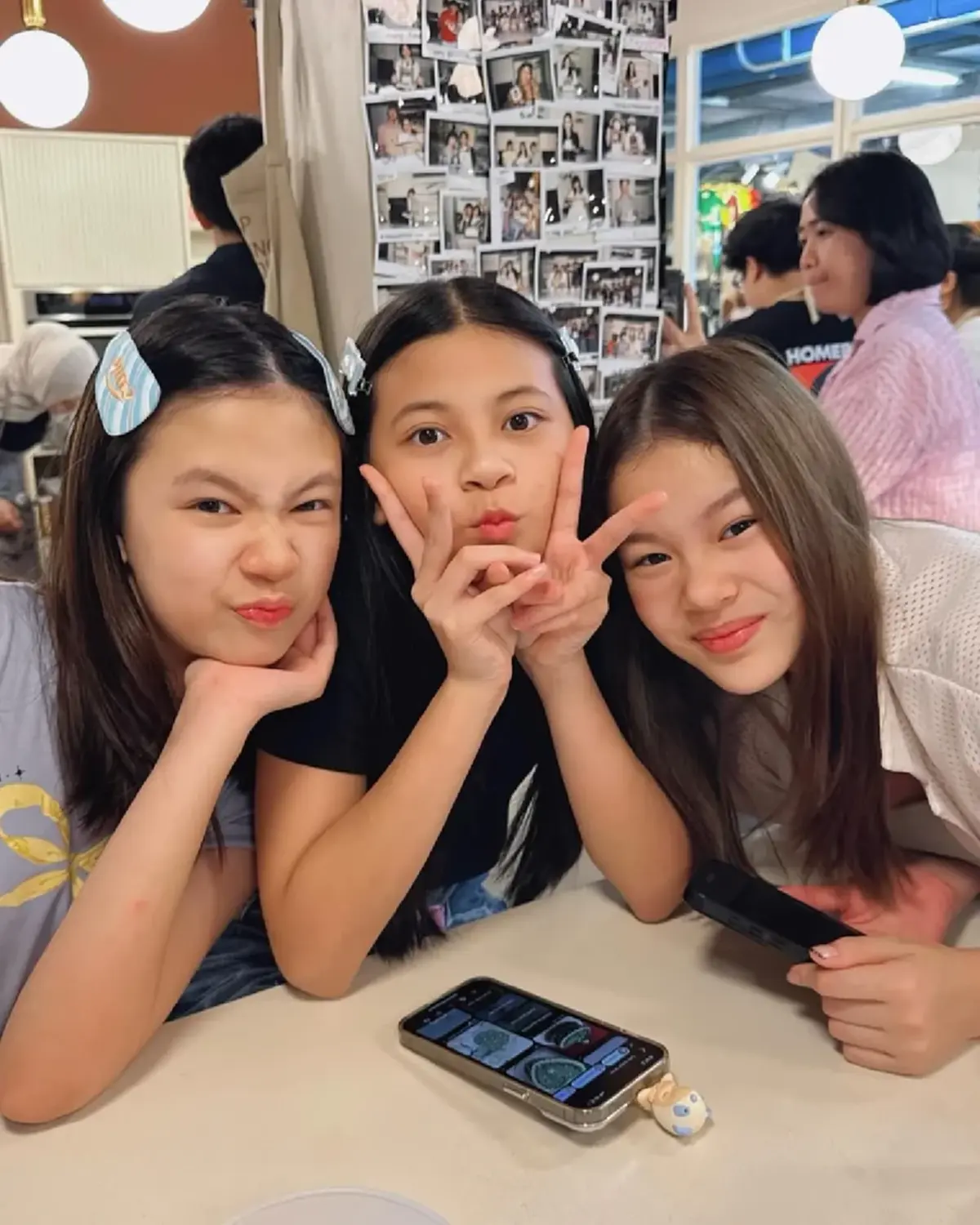 “น้องณิริน” เปิดใจความสัมพันธ์กับ “น้องบีน่า” ชัดเจนทุกคำ