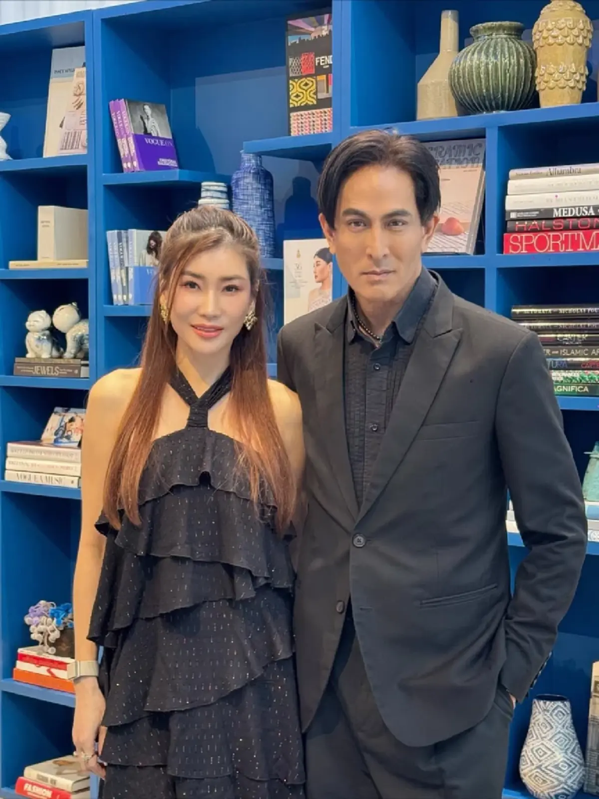 ช็อตเดียวสะเทือนโซเชียล ภรรยาพระเอกในตำนาน ยังเป๊ะเหมือนเดิม