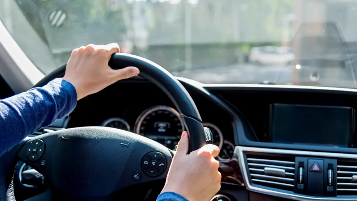 เตือนภัยบนท้องถนน! ล้วงอวัยวะเพศแฟนขณะขับรถ เสี่ยงคุก-ปรับหนัก