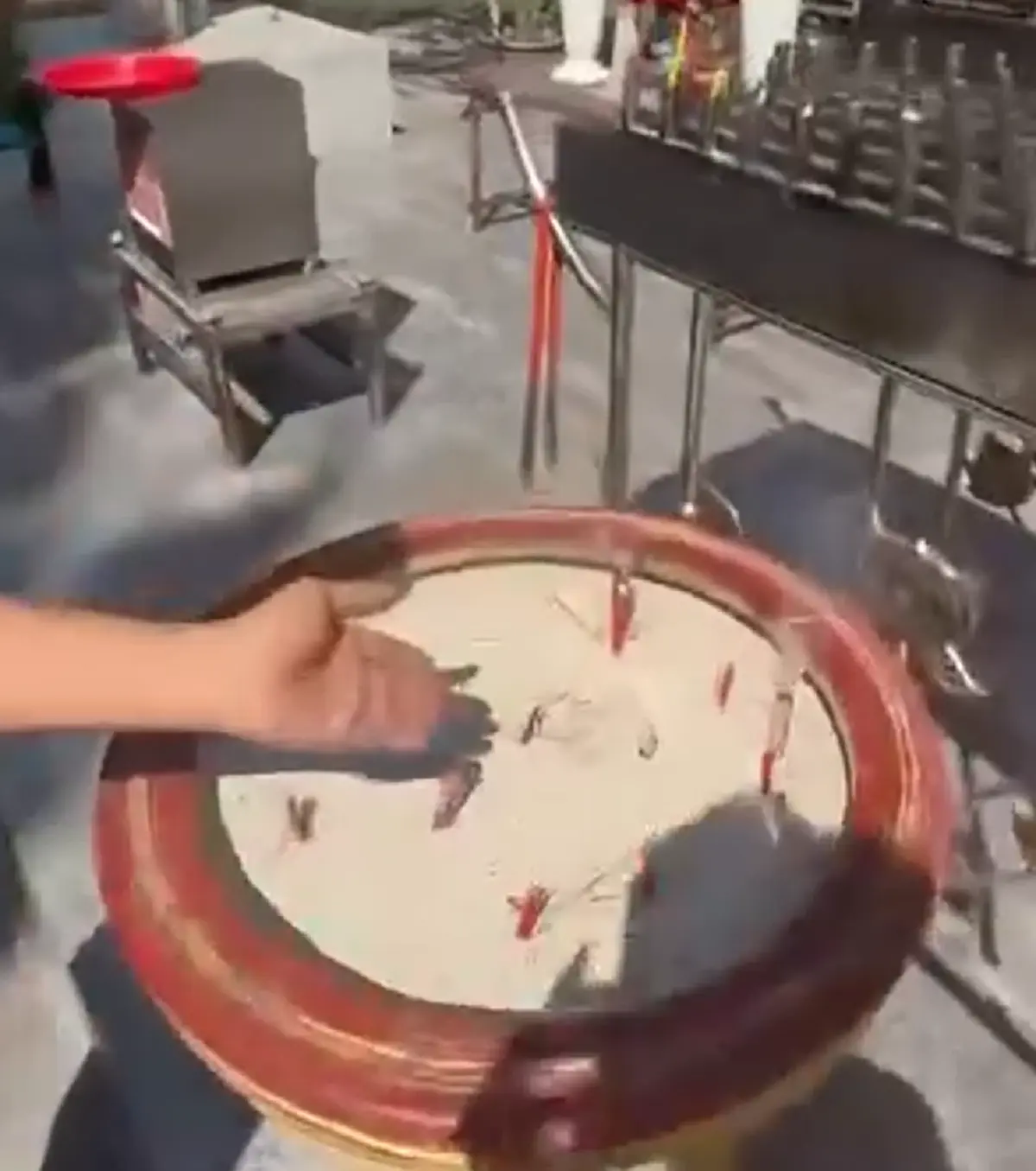 มนต์สิทธิ์ คำสร้อย ทำบุญวัดแก้วฟ้าจุฬามณี จุดธูปมงคล ได้เลขสวย