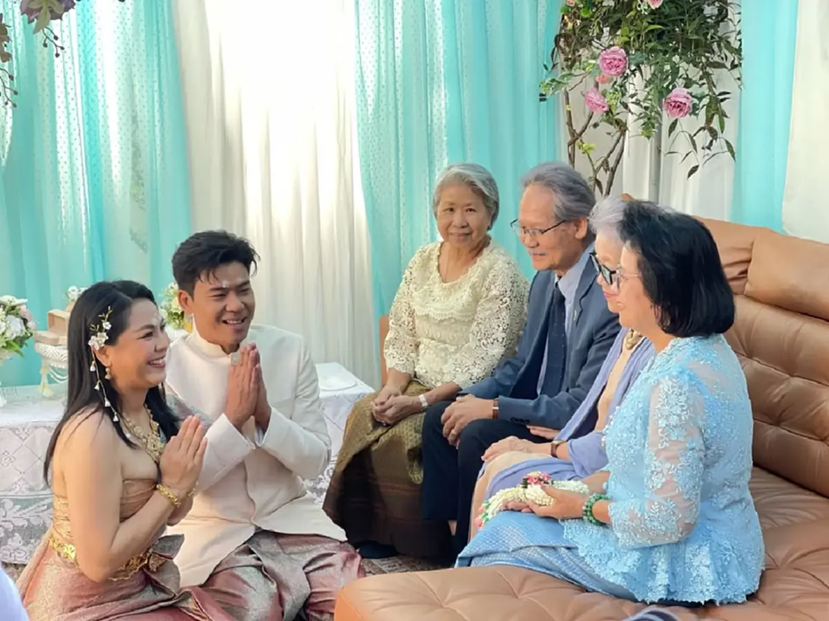 เปิดคำพูดซึ้ง บี กฤษณะพงศ์ เจ้าบ่าวของ จอย ศิริลักษณ์ ในพิธีวิวาห์แสนอบอุ่น