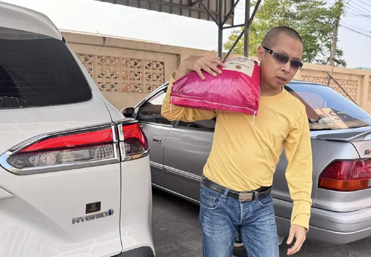 ยอดบริจาคทะลุล้าน น้องบูม ถูกแม่ทิ้ง สู้ชีวิตทำงานส่งตัวเองเรียน