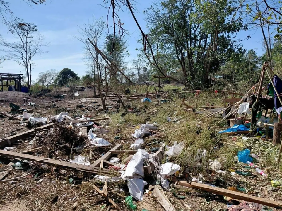 เปิดภาพ ฐานทหารเขมรหลังถูกยึด เห็นของที่ทิ้งไว้ถึงกับเหนือคาด