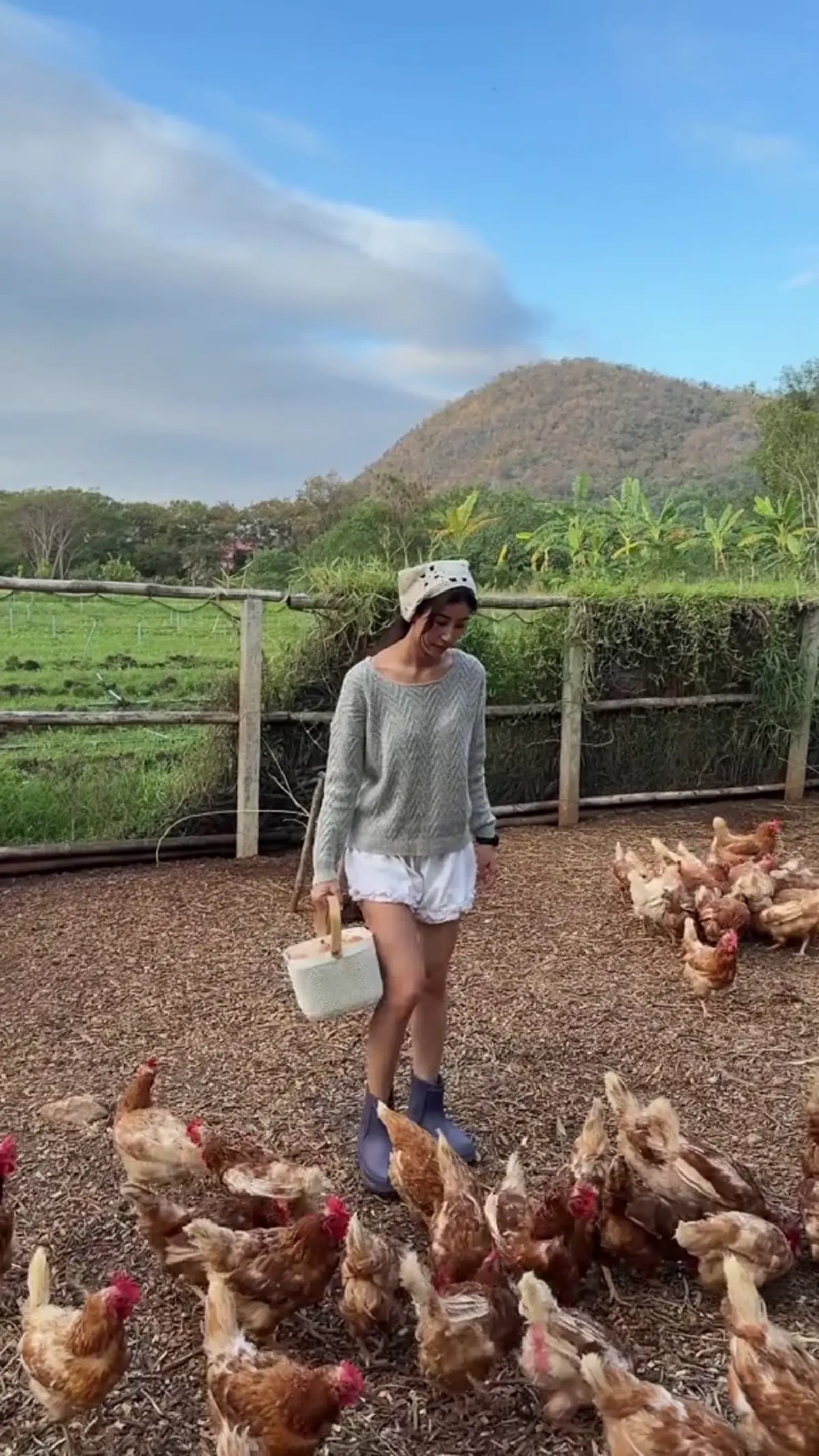  เรียบง่ายแต่สุขใจ “มิ้นต์ ชาลิดา” ฉลองปีใหม่แนวพอเพียง