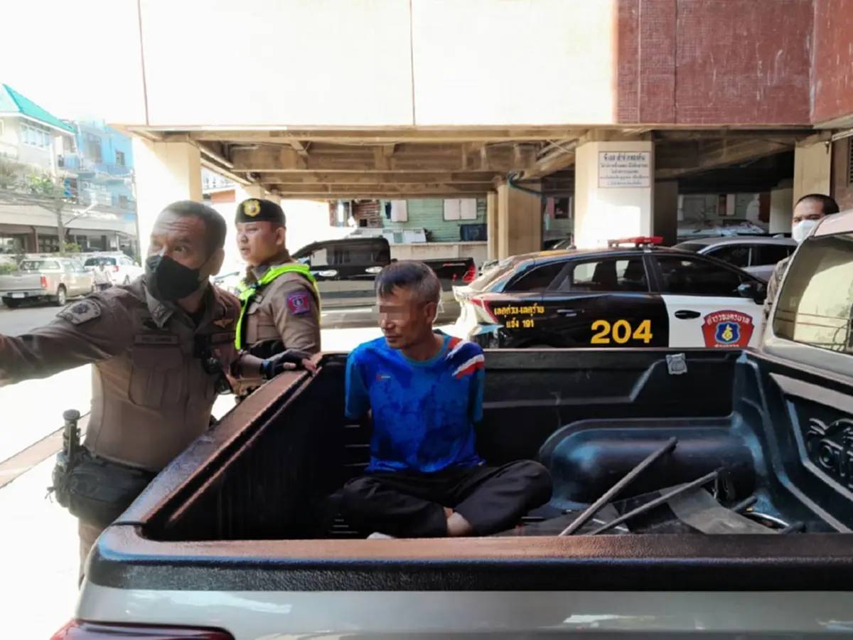 รวบผัวคลั่งลงมือเมียเก่า ระทึกกลางซอย พยานเล่าสาเหตุ