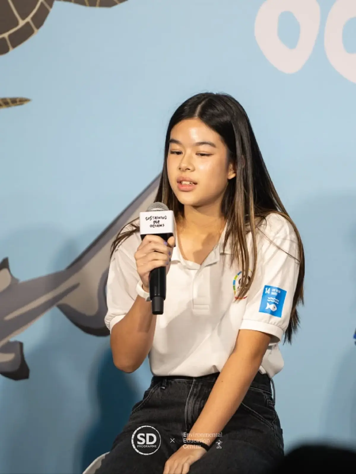 ยิ่งโตยิ่งสวย! “น้องโสน” ลูกสาวนักร้องดัง ออร่าจับบนเวที 