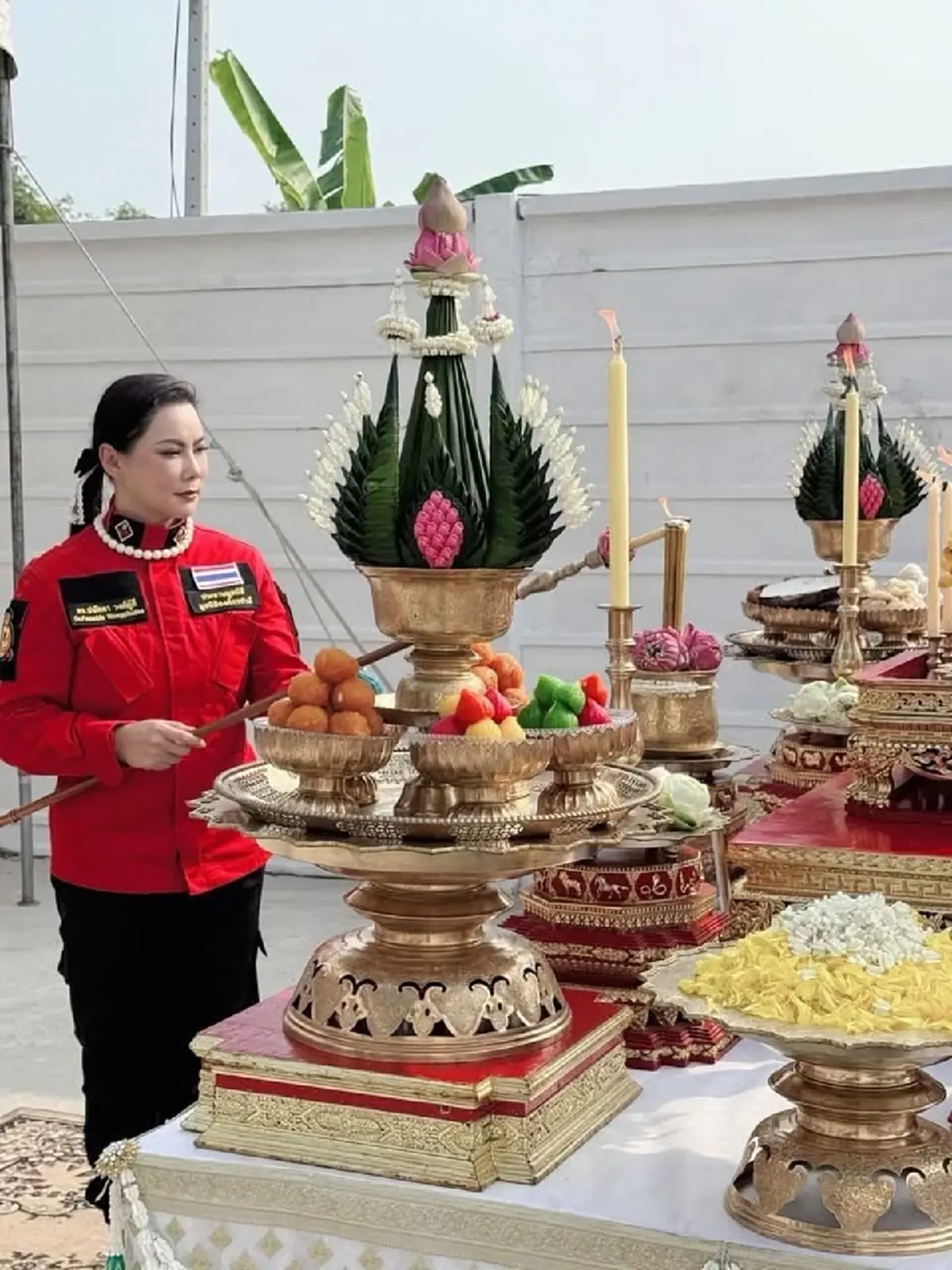 บุ๋ม ปนัดดา โชว์เลขหางประทัด พิธีบวงสรวงองค์พระพิฆเนศ