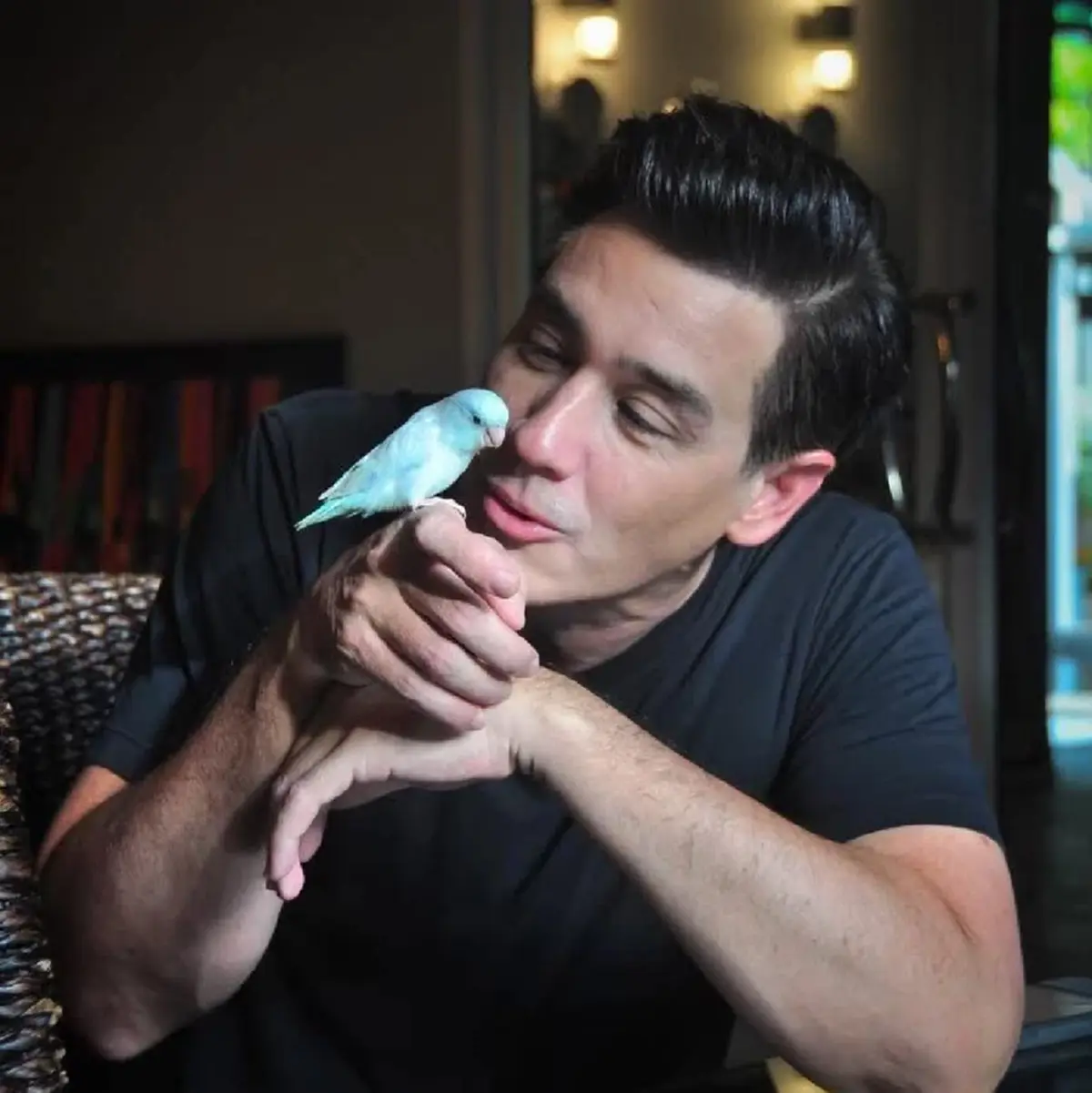 วิลลี่ แมคอินทอช เปิดภาพรถคันใหม่ ชี้ป้ายทะเบียนรถโชว์ เลขสวยมาก