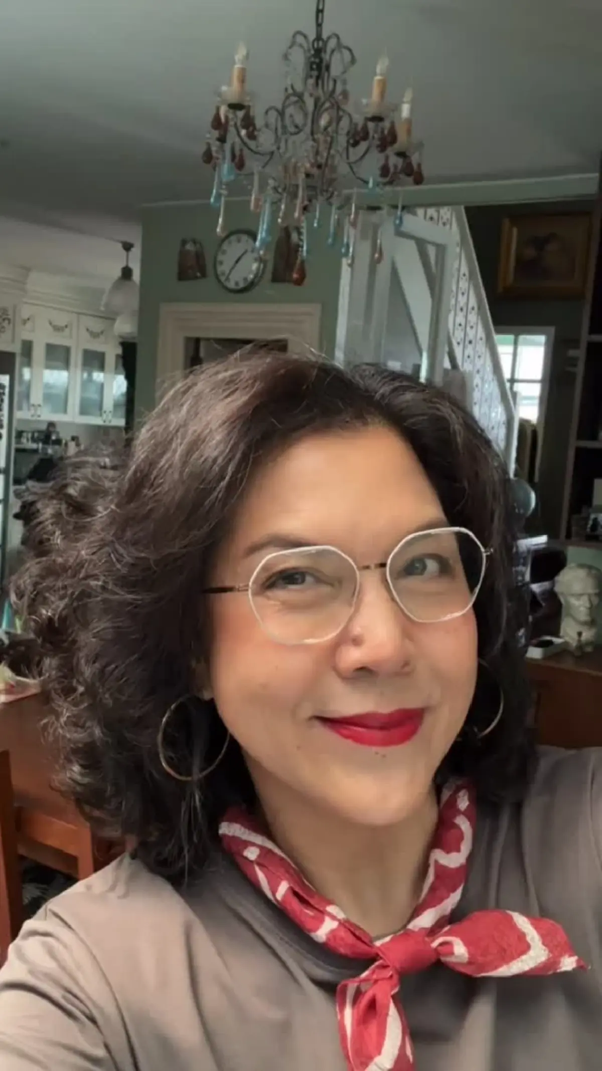 "ท็อป ดารณีนุช" เจอแท็กซี่สายดราม่า โอนเงินช่วย ก่อนโป๊ะแตกเต็มๆ