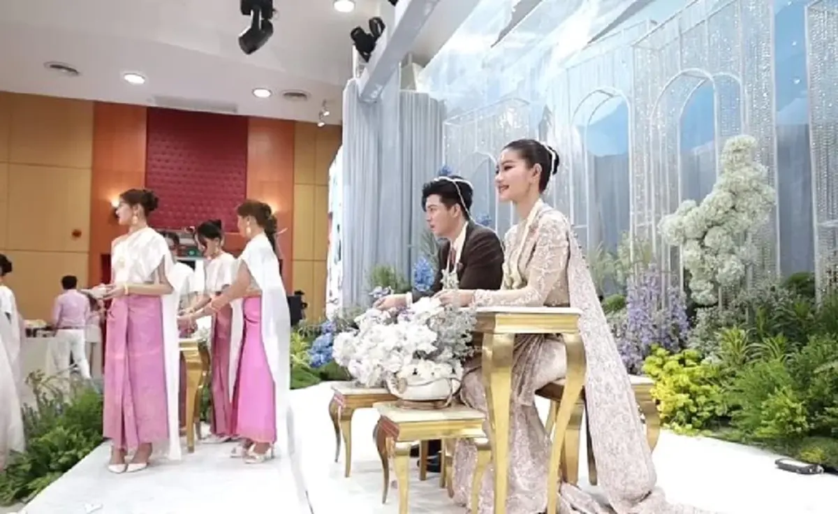 แพรวพราว - ซัน วงศธร แต่งแล้วจ้า เห็นสินสอดแล้ว บอกเลยว่าสมฐานะ