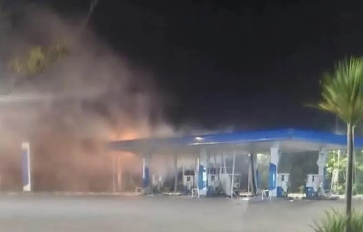 3 ชายแดนใต้ระอุ ลอบบึ้ม-วางเพลิง ปตท. วอด 10 กว่าจุดในคืนเดียว