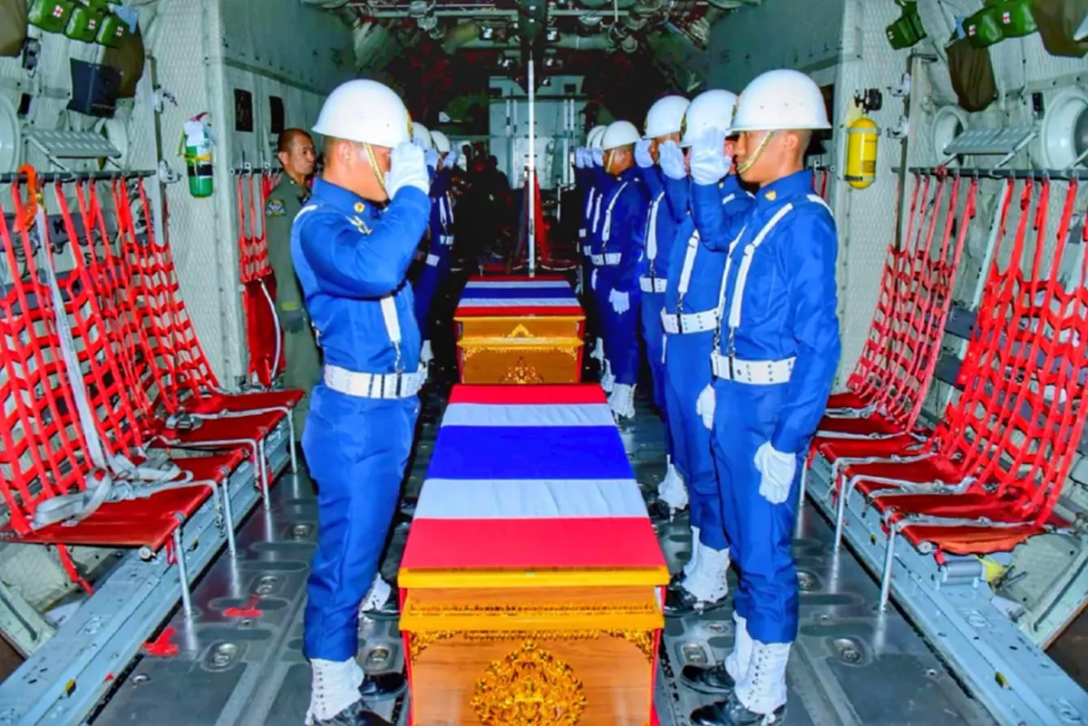 ทอ.ปูนบำเหน็จพิเศษ 2 นักบิน AT 6TH เสียชีวิตขณะปฏิบัติหน้าที่